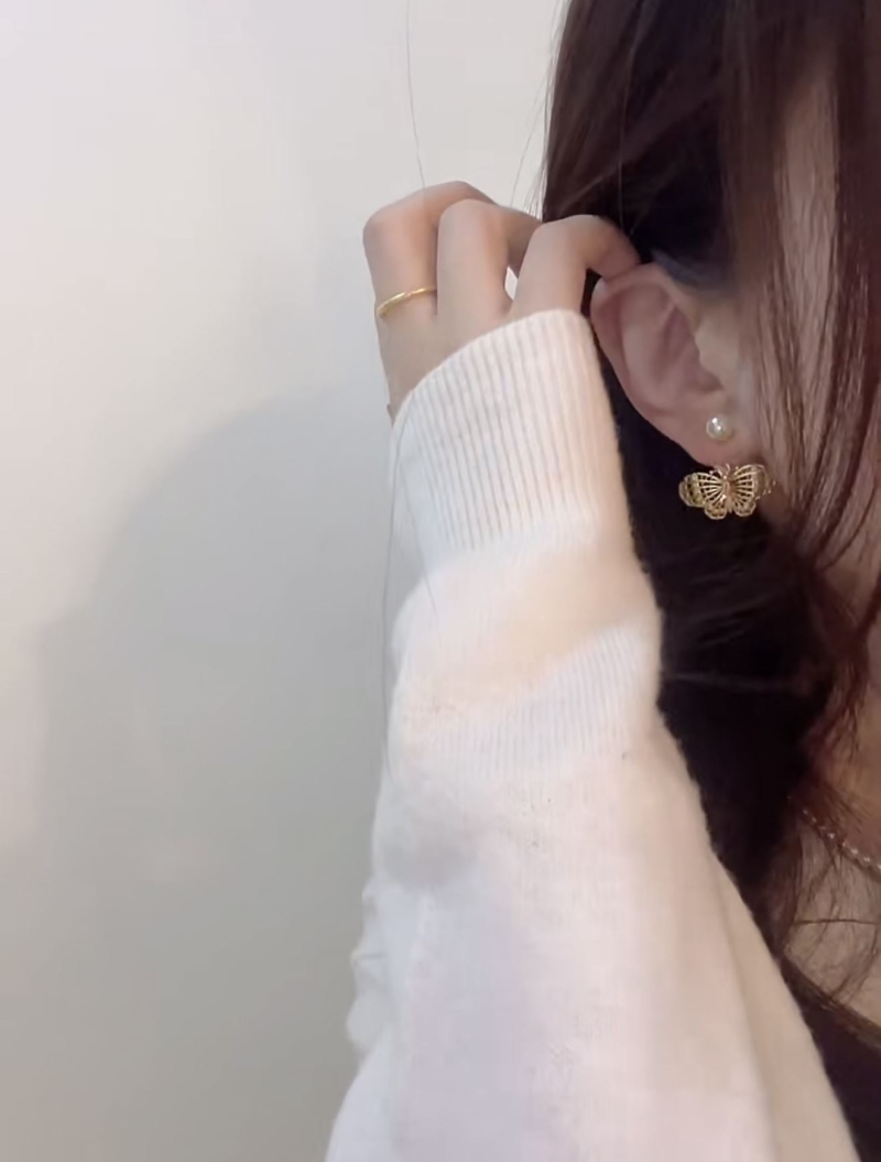 chr1st1an D10r necklaces